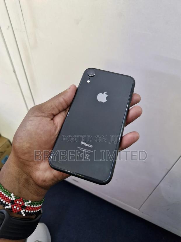 Apple iPhone XR 64 GB Black - thumbnail 6