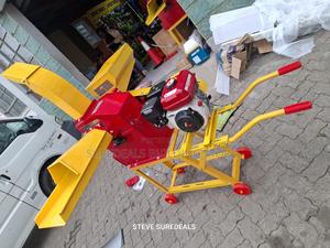 Animal Feed Chopper With 8hp Engine - thumbnail 2