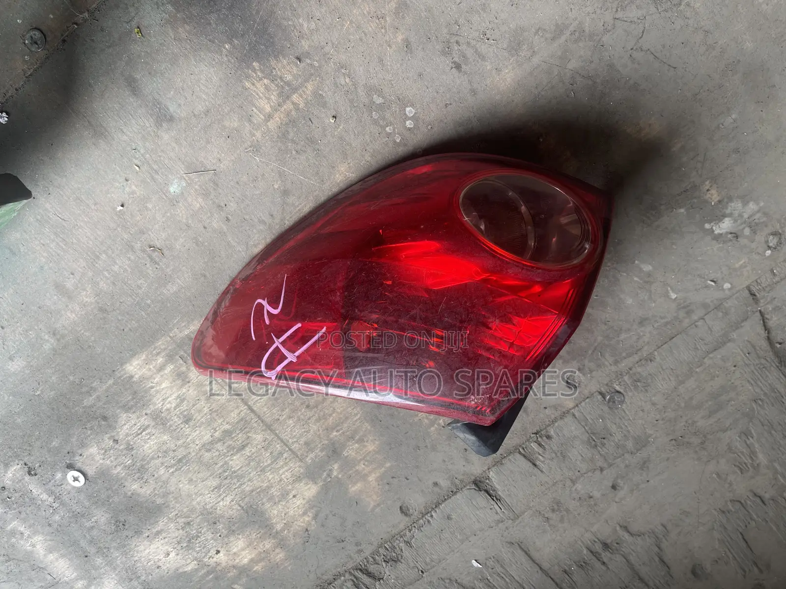 Nissan Ad Taillights/Rear Lights