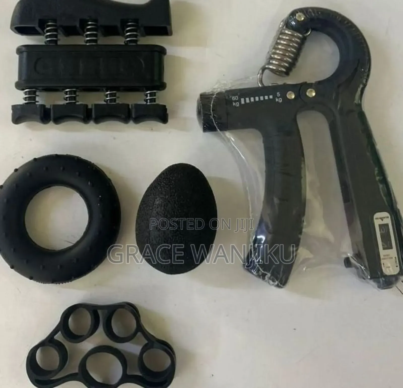 *Adjustable Hand Grip Set