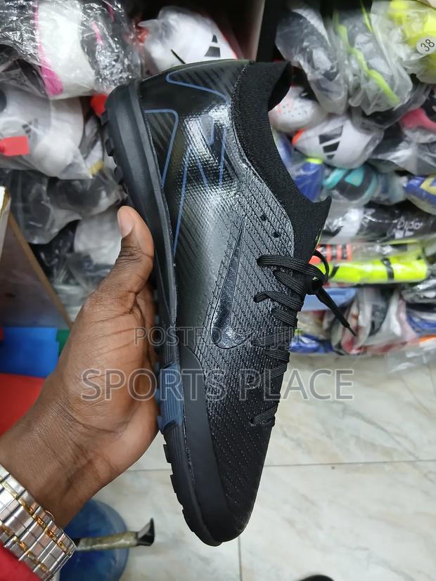 Nike Air Zoom Black Trainers - thumbnail 2
