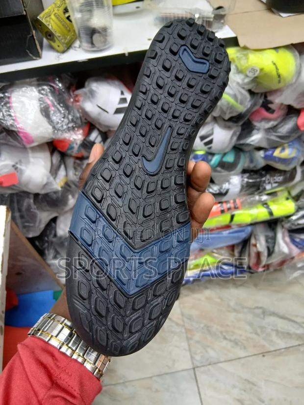 Nike Air Zoom Black Trainers - thumbnail 4