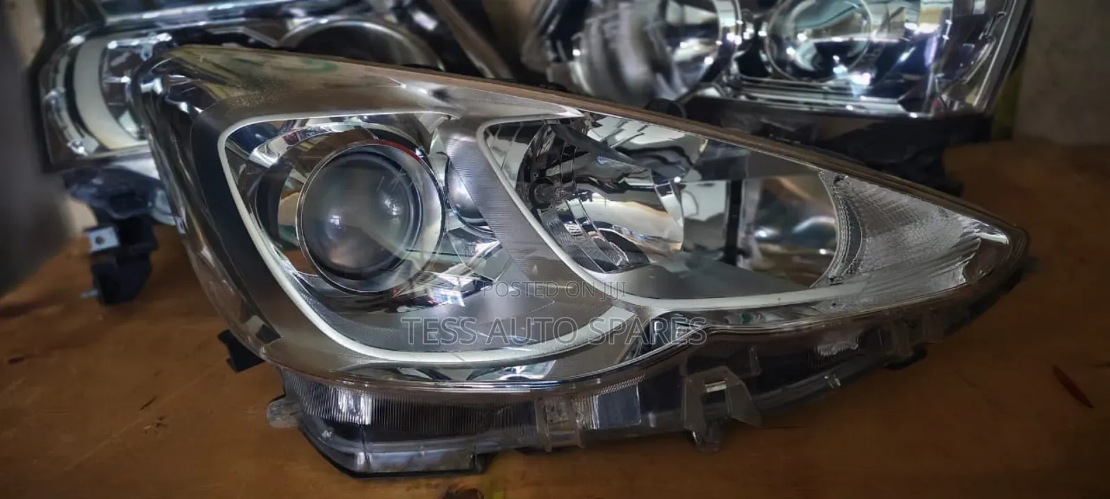 Toyota Aqua 2015 Headlight Available