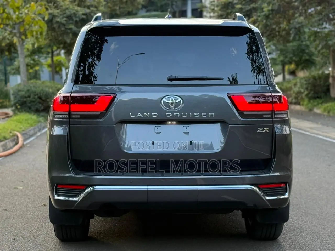 Toyota Land Cruiser 2023 Gray