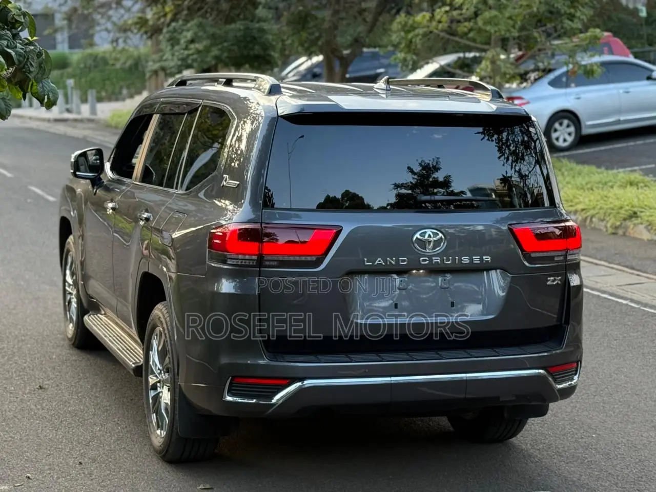 Toyota Land Cruiser 2023 Gray