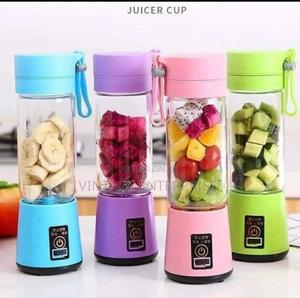 Rechargeable Portable Blender - thumbnail 2