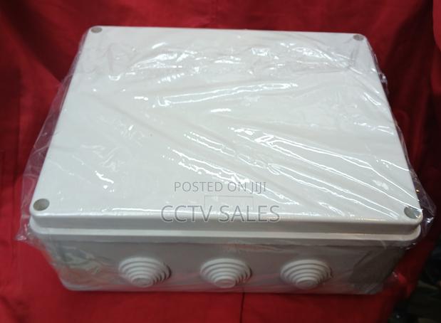 300*250*120 Large Adapter Box