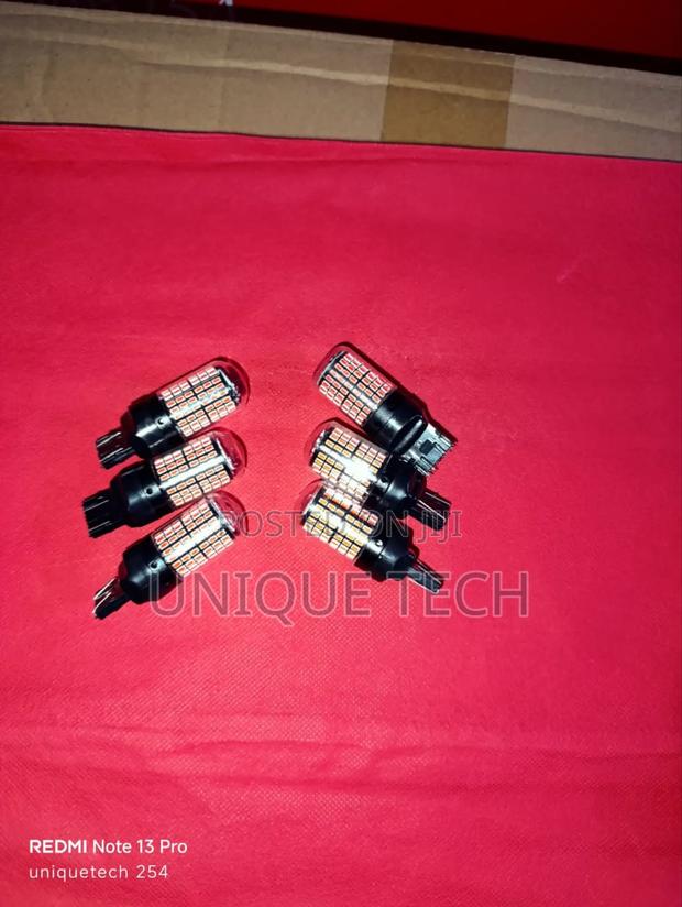 Capless Led Car Bulbs 2 Pcs Universal For Parking And Reverse