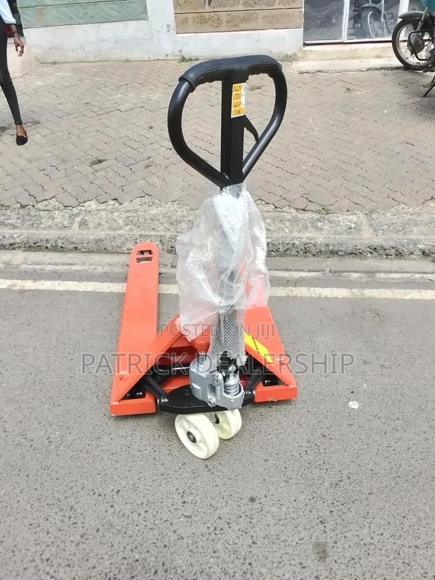 3000kg Pallet Jack/Pallet Trolley - thumbnail 2