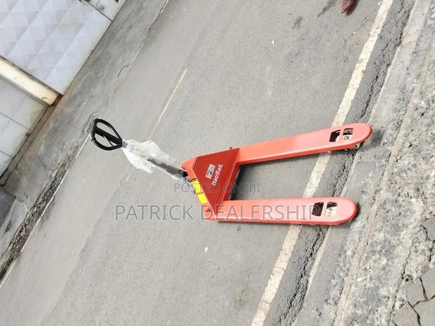 Standard Pallet Jack - main view