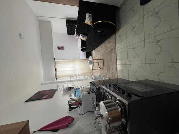 Studio Apartment Membly Star Heights - thumbnail 3