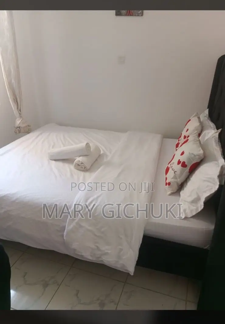Studio Apartment Membly Star Heights