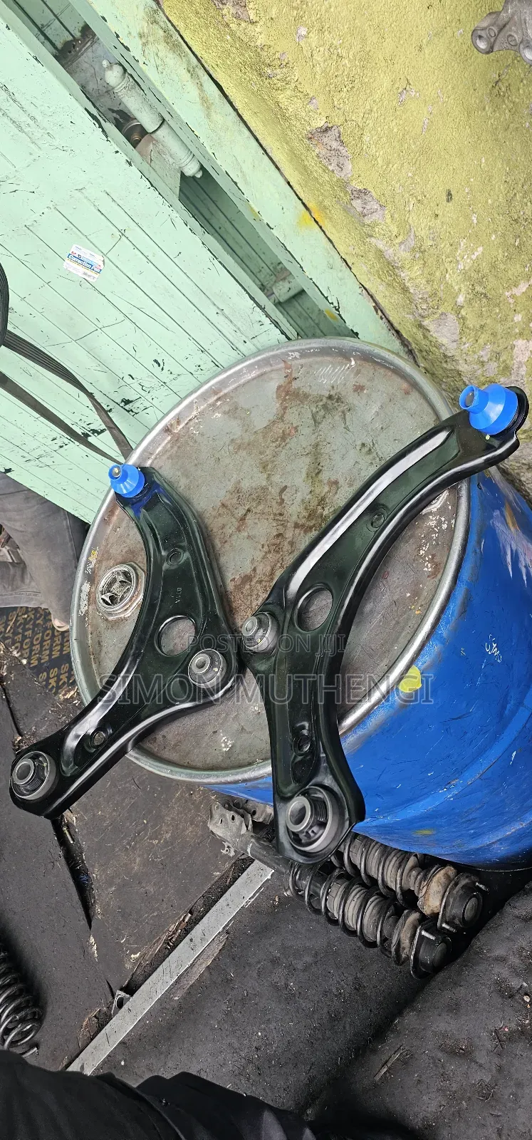 Nissan March New Arms