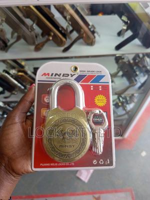 Mindy Round Padlock - main view