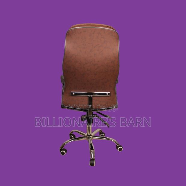 Pro-Grade, Ergonomic Executive Leather Chair | Mesh Backrest - thumbnail 3