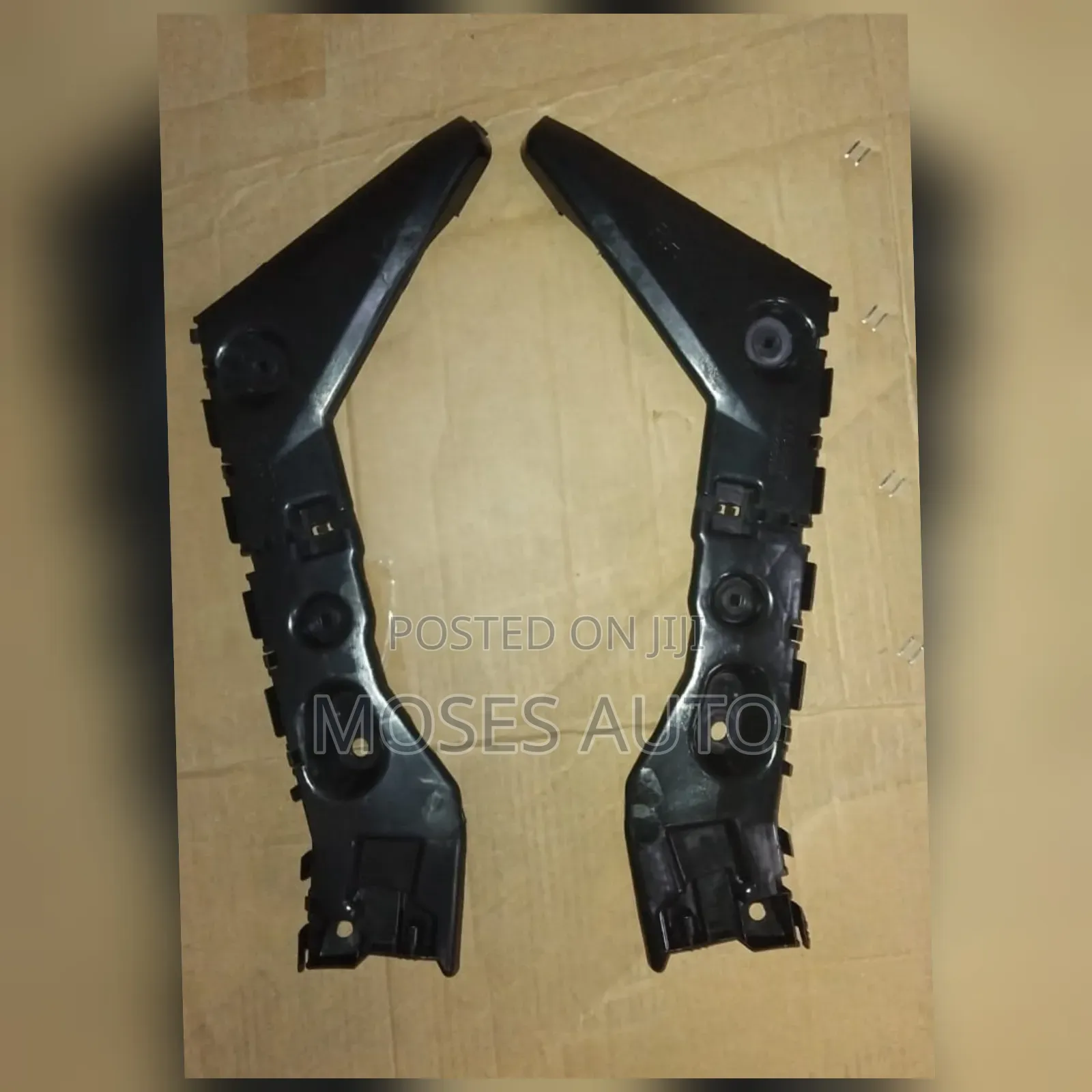 Rear Bumper Slide Axela 2020-2022
