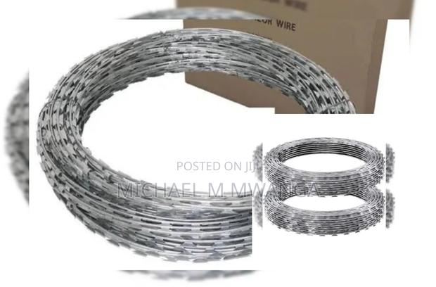 High Strength Razor Wire 10m Long - main view