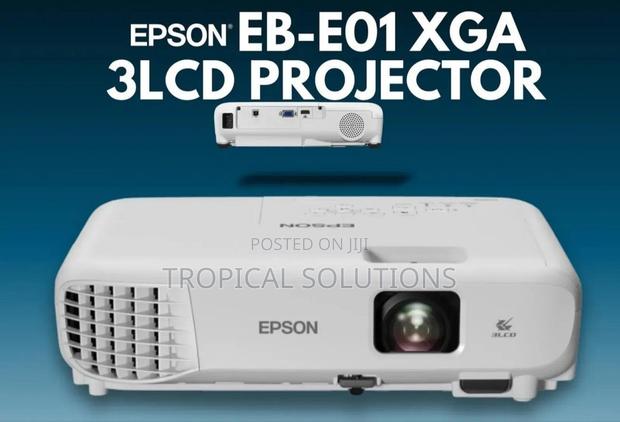 Epson Eb-e12 Projector 3lcd Technology Xga 3600 Lumens - main view