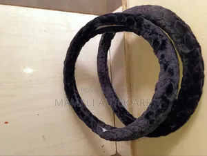 Universal Fluffy Steering Wheel Cover/Steering Cover