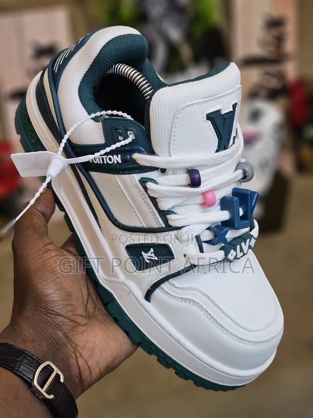 Max Trainers Lv Sneakers - thumbnail 2