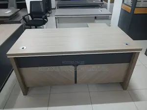Office Desk: Executive Design Modern Desk