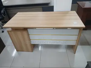 Office Desk: Wooden Advanced Desk