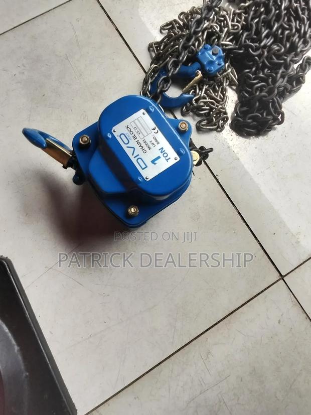 Chain Hoist - main view