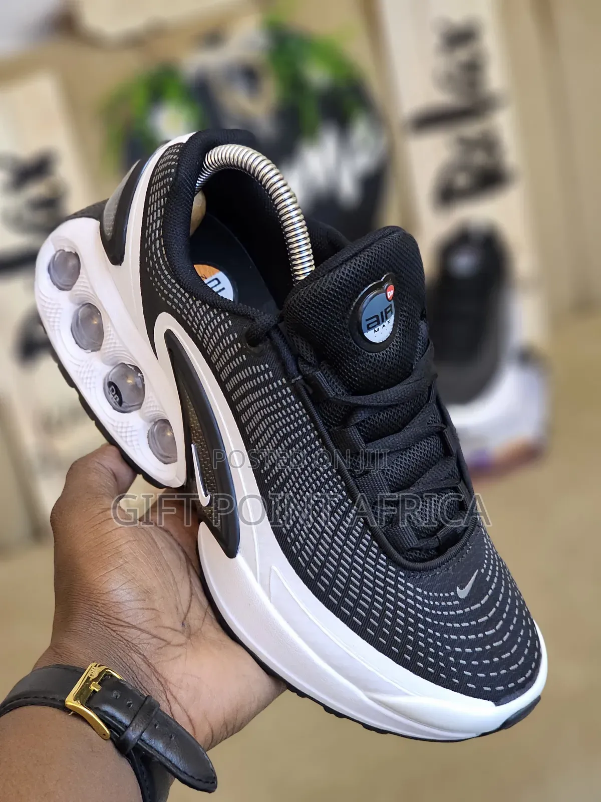 Nike Air Max Dn Sneakers