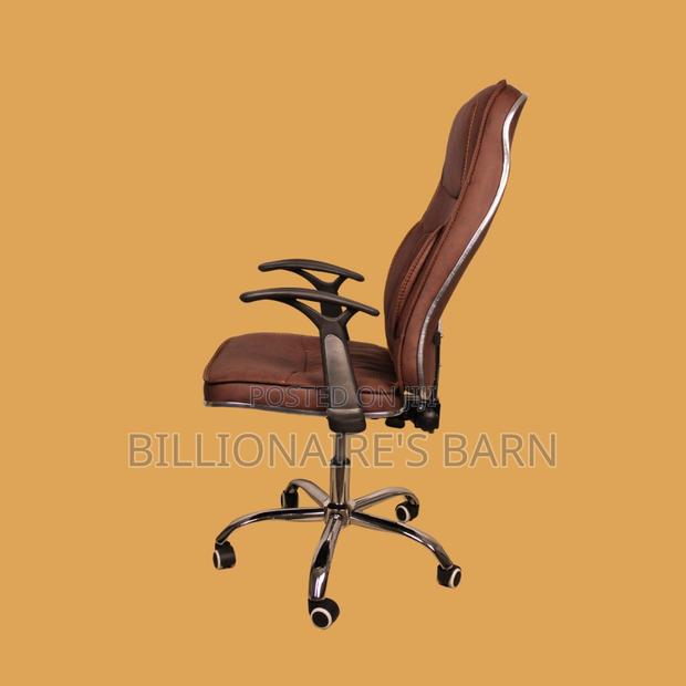 Heavy-duty Ergonomic Executive Leather Chair - thumbnail 2