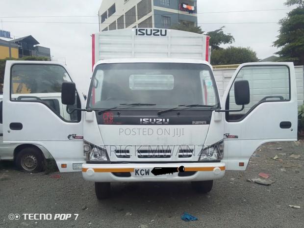 Isuzu NPR Local Assembly - thumbnail 4
