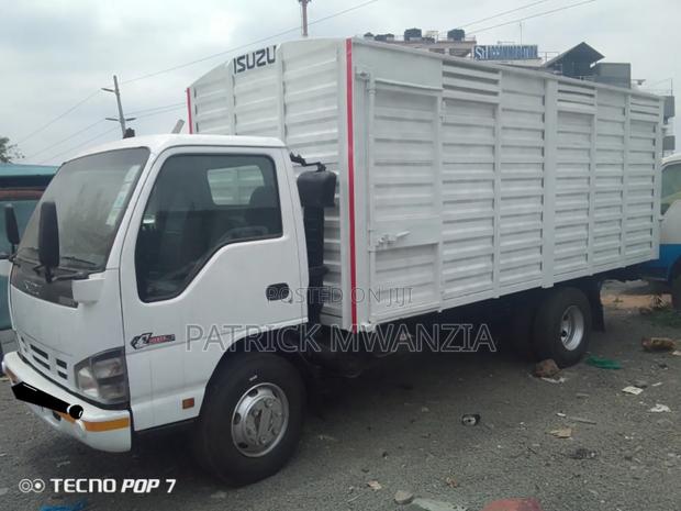 Isuzu NPR Local Assembly - thumbnail 6