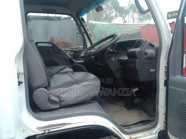 Isuzu NPR Local Assembly - thumbnail 12