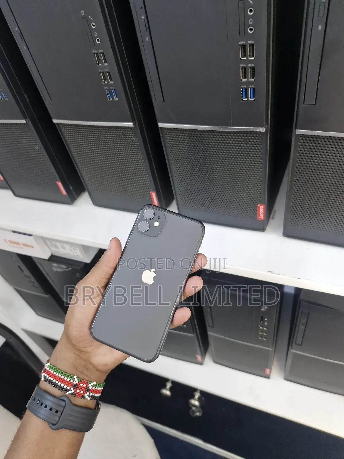 Apple iPhone 11 64 GB Black