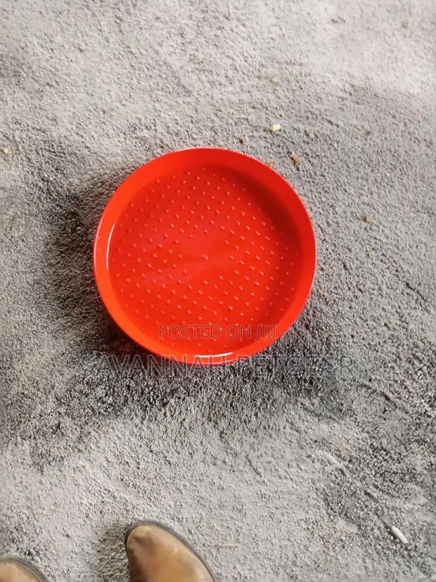 Chick Feeder Tray - Durable and Ergonomic Design - thumbnail 3