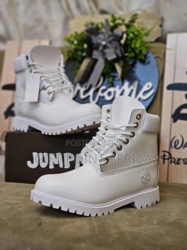 Smooth Leather Timberland Boots - main view