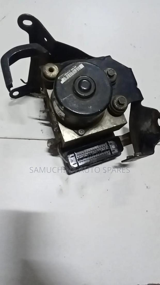 Abs Pump Nissan Navara Yd25