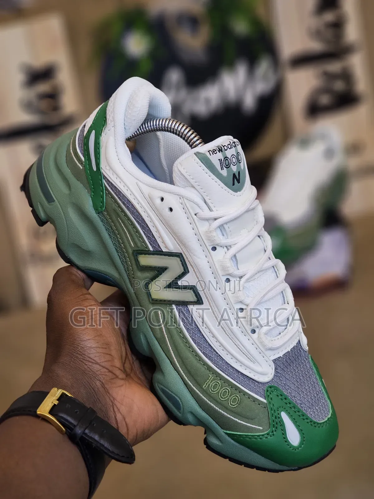 New Balance 1000 Sneakers