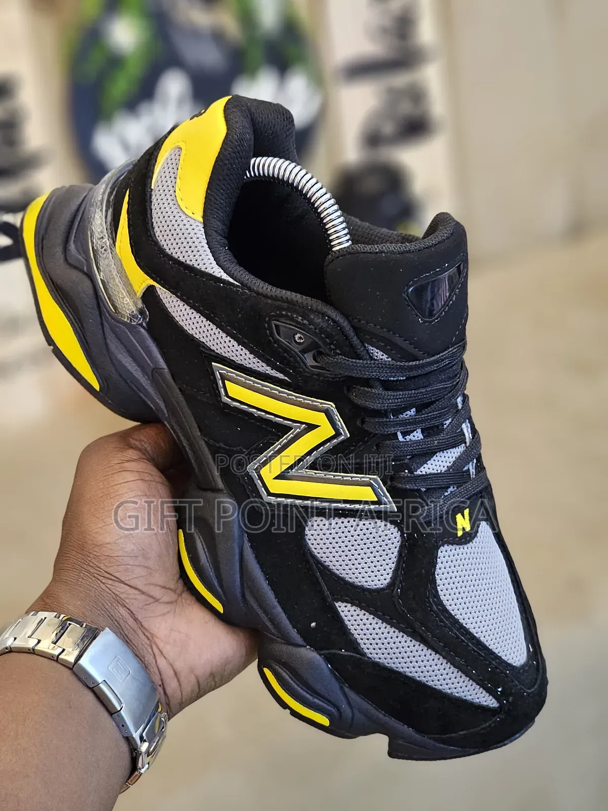 New Balance 9060 Sneakers
