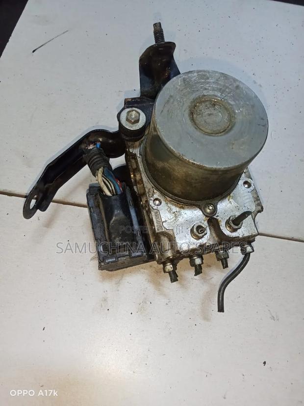 Abs Pump Toyota Wish Zge20