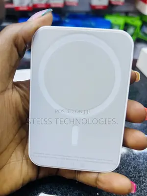 Apple Wireless Magnetic Powerbanks