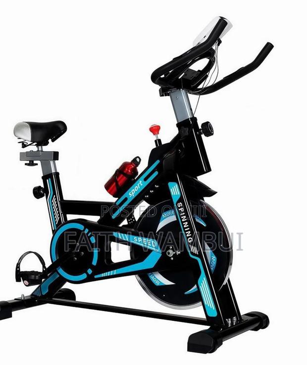 Quality Cardio Spin Bike Exercise Machine/Exercise Machine - main view