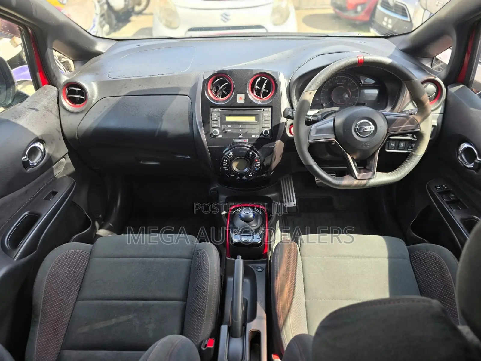Nissan Note 2018 Red