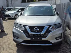Nissan X-Trail 2018 Gray