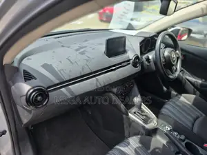 Mazda 2 2018 Silver