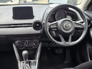 Mazda 2 2018 Silver