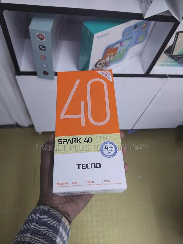New Tecno Spark 40 128 GB Black - thumbnail 3