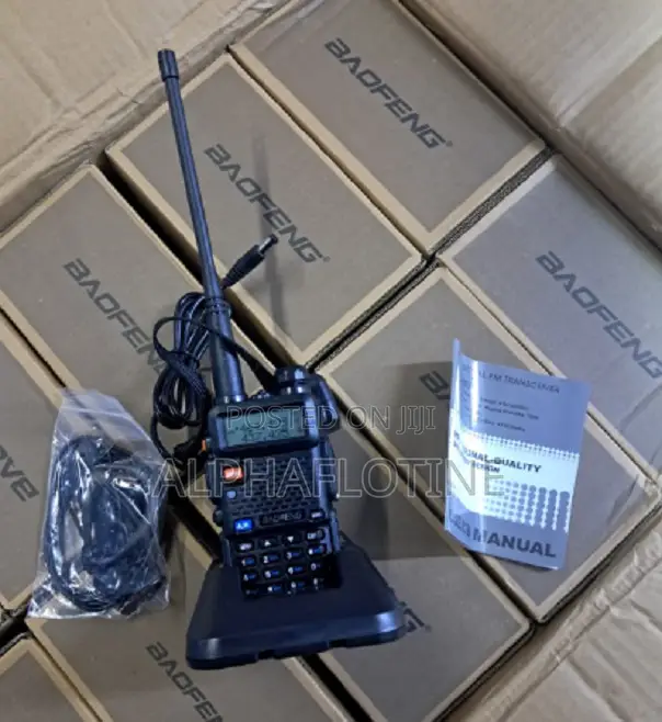 Single Piece Baofeng Dual Band Transceiver Uv-82 Radio Call
