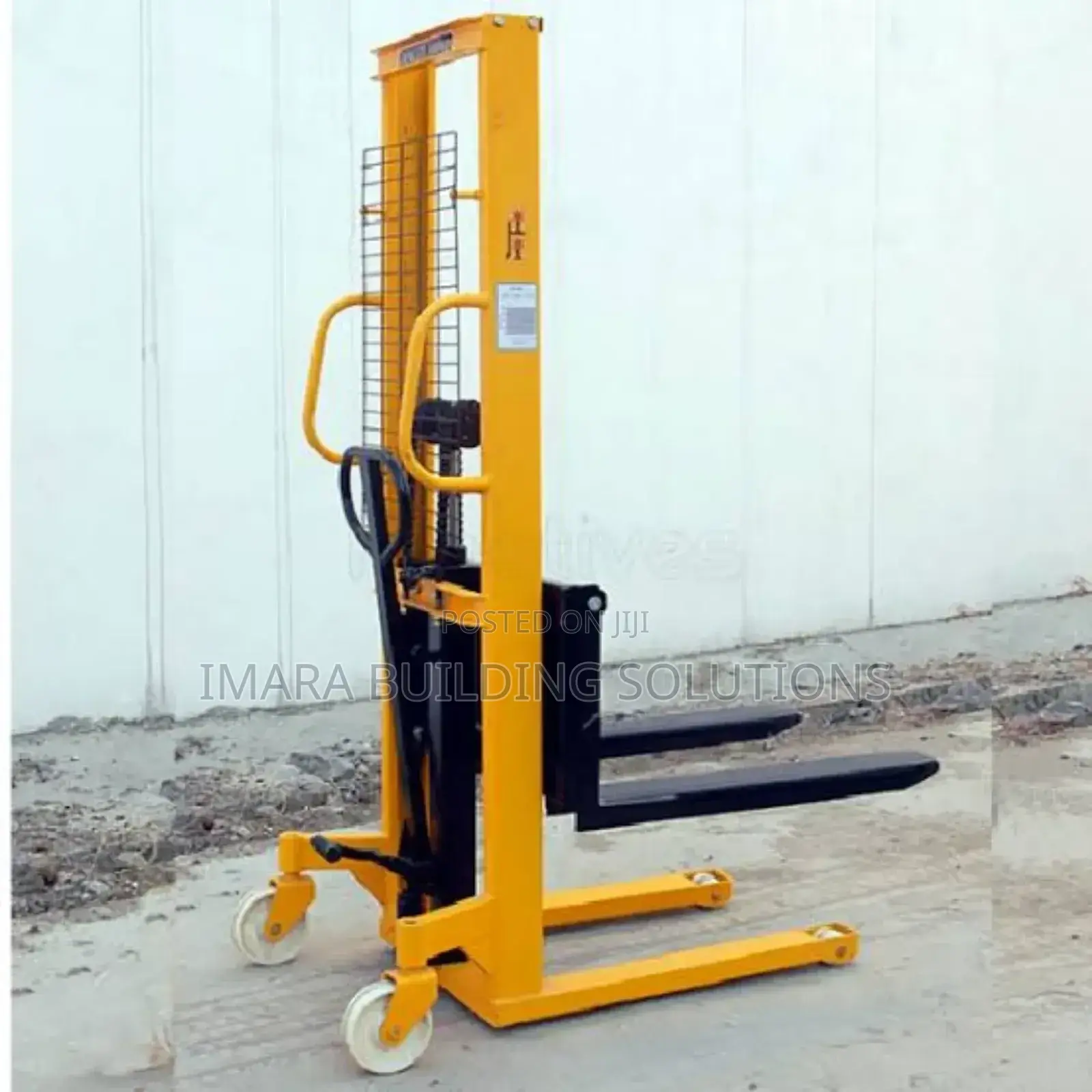 . 2 Ton Hydraulic Manual Stacker – Rugged Build