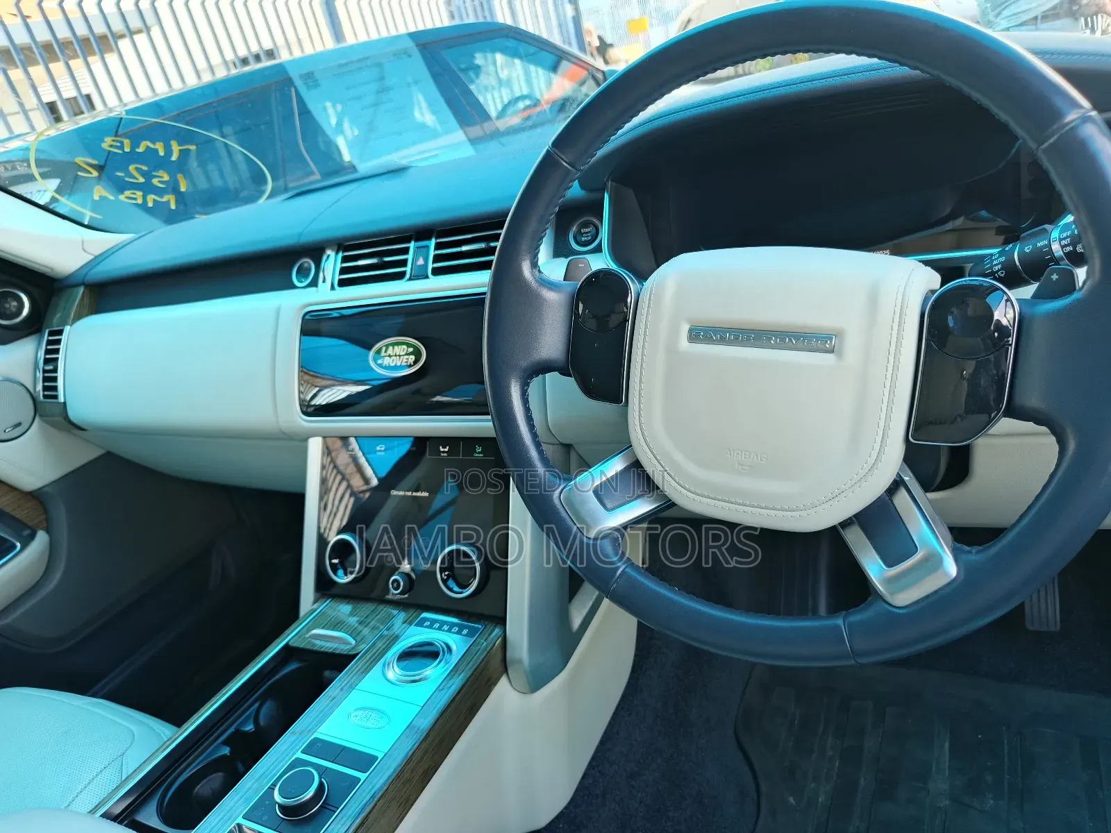 Land Rover Range Rover Vogue 2019 Black
