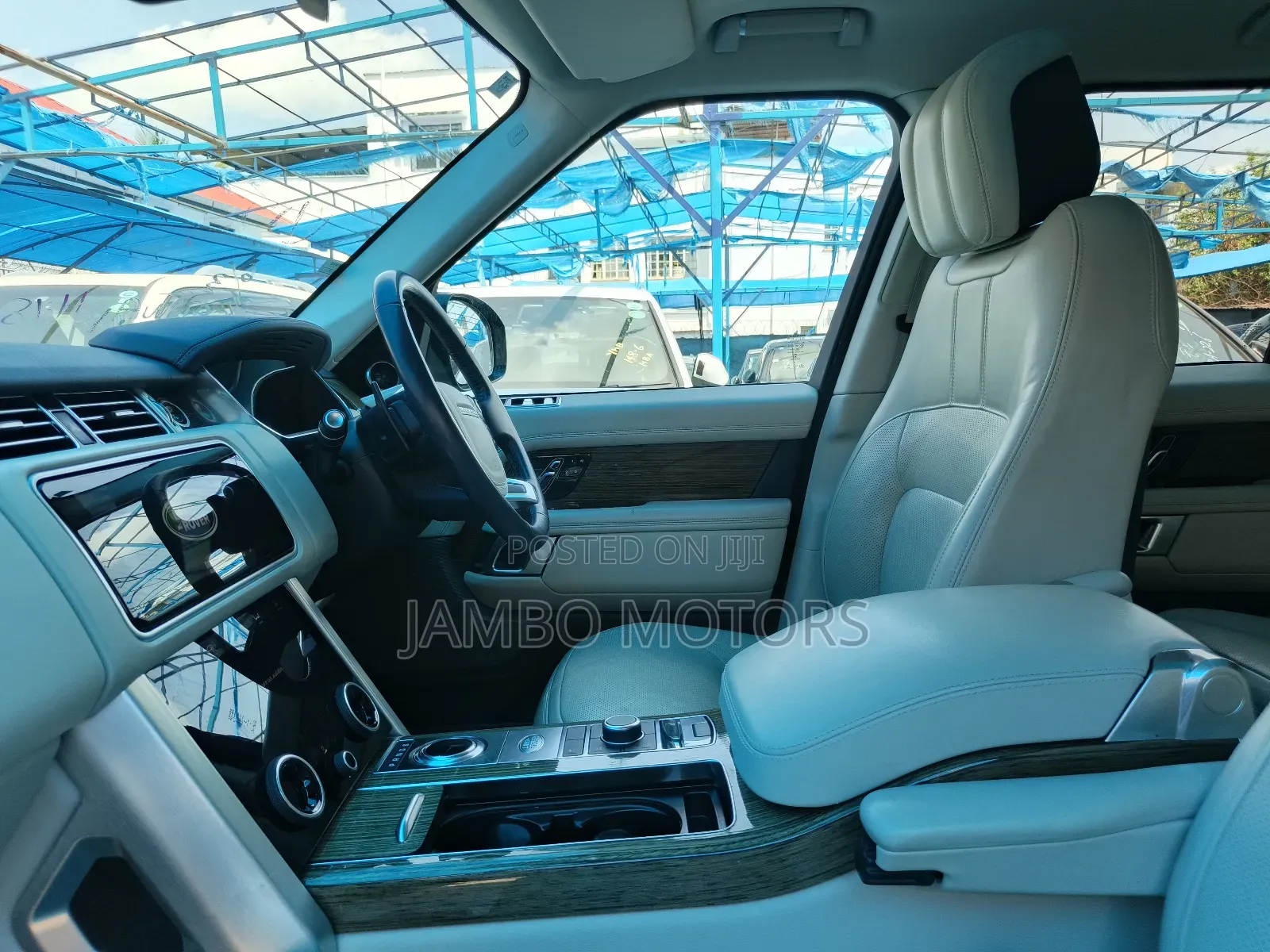 Land Rover Range Rover Vogue 2019 Black
